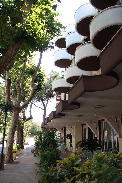 Hotel Flora Bellaria-Igea Marina Luaran gambar