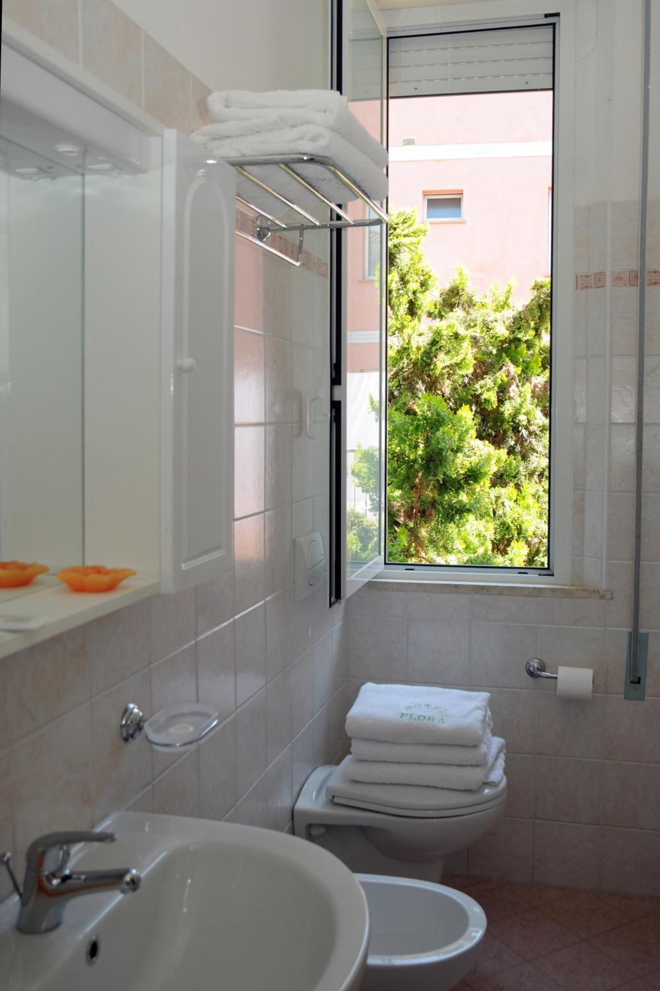 Hotel Flora Bellaria-Igea Marina Luaran gambar