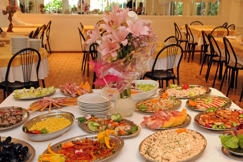 Hotel Flora Bellaria-Igea Marina Luaran gambar